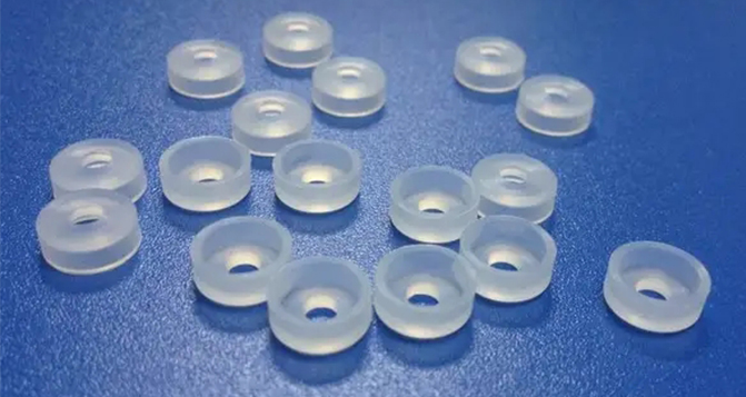 硅膠產品拉伸后發白現象的原因及解決方案